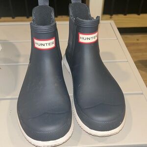 Hunter Chelsea Boots sz 6 navy rain garden boots